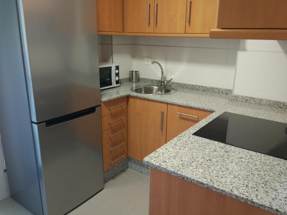 Piso Rosalia De Castro Appartamento Allariz Esterno foto